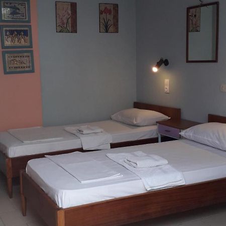 Αmmos Rooms Palaiochora Exterior photo