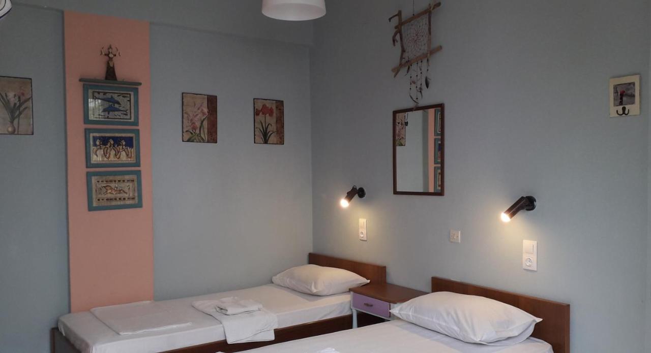 Αmmos Rooms Palaiochora Exterior photo